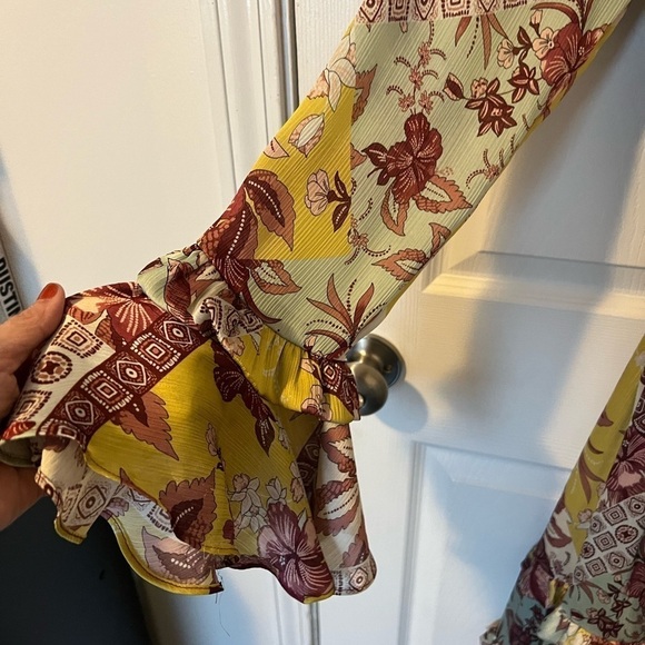 Alexis Wiera Printed Ruffle Wrap Midi Dress Size XS - Picture 3 of 8